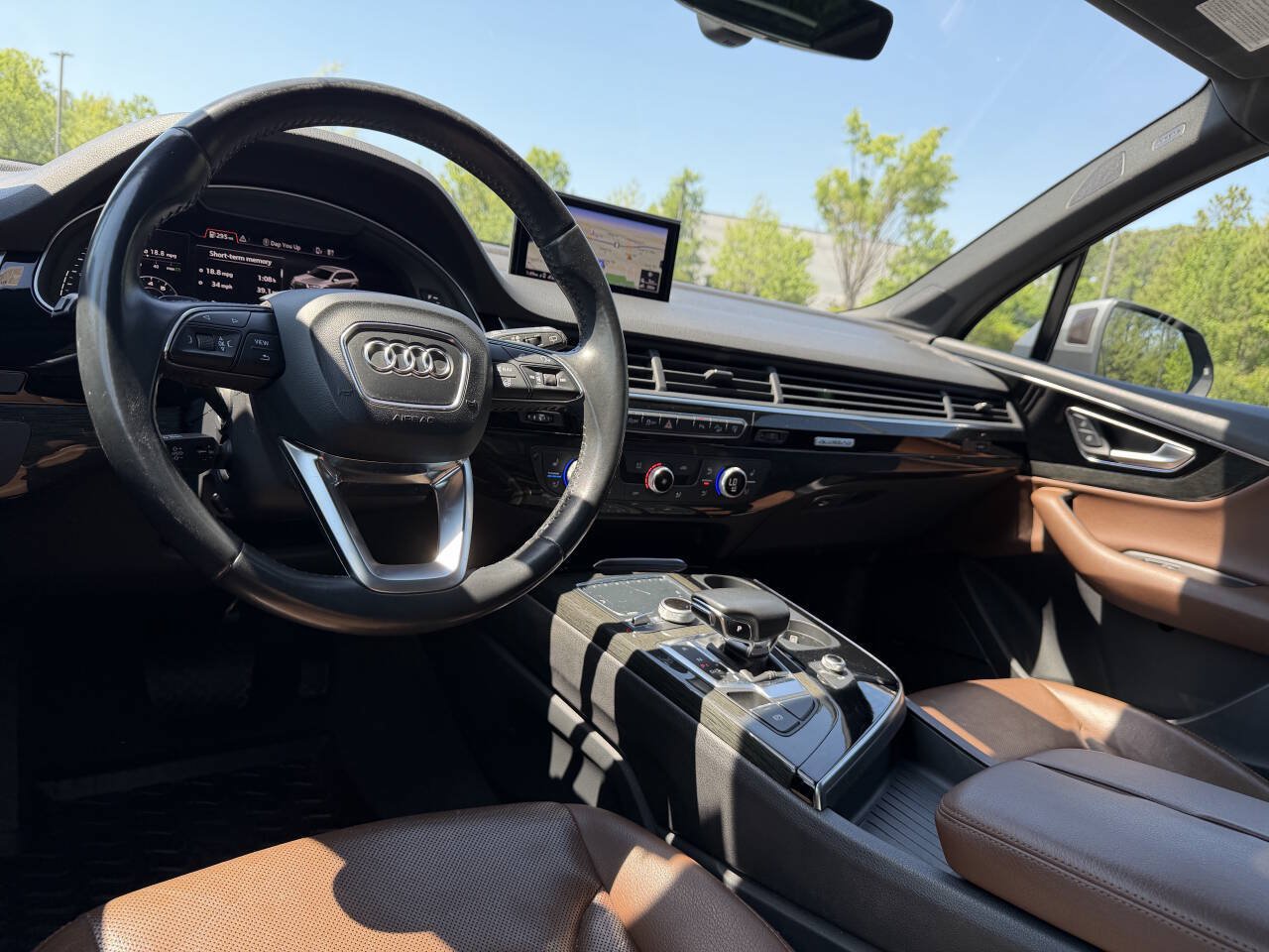 Used 2017 Audi Q7 2.0T Premium Plus w/ Premium Plus Package AWD/4WD image 23