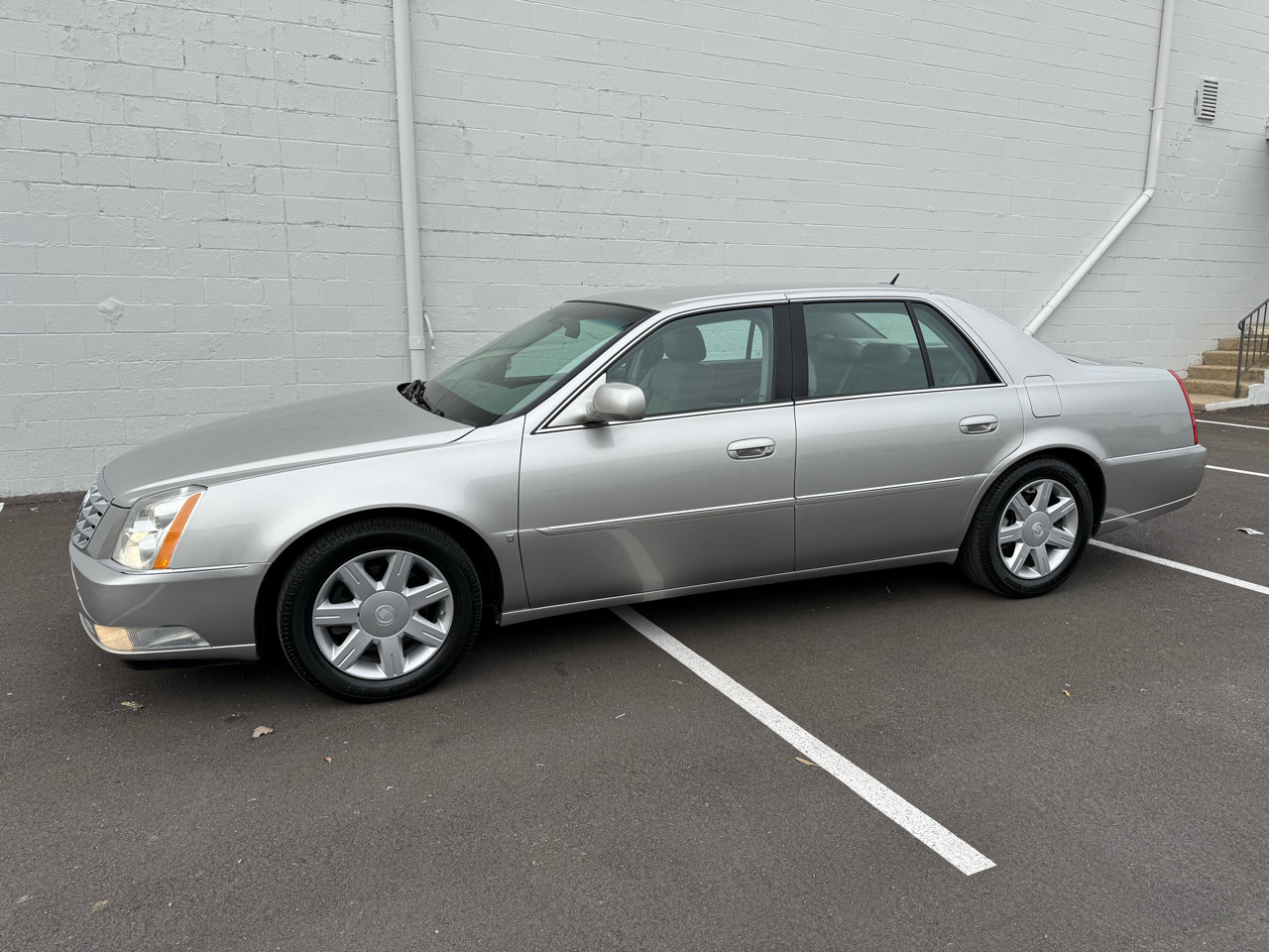 Used 2006 Cadillac DTS image 15