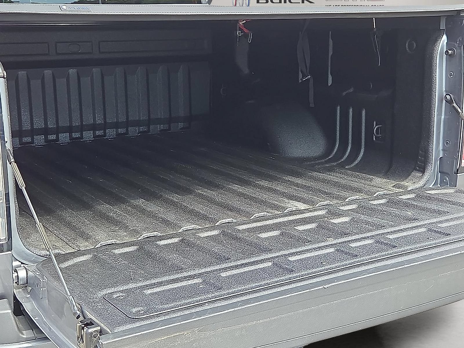 Certified 2022 GMC Canyon AT4 w/ Trailering Package AWD/4WD image 18