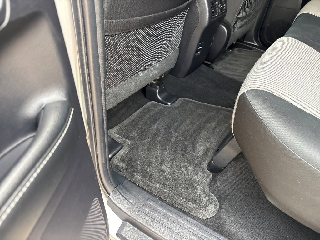 Used 2015 Toyota 4Runner image 20