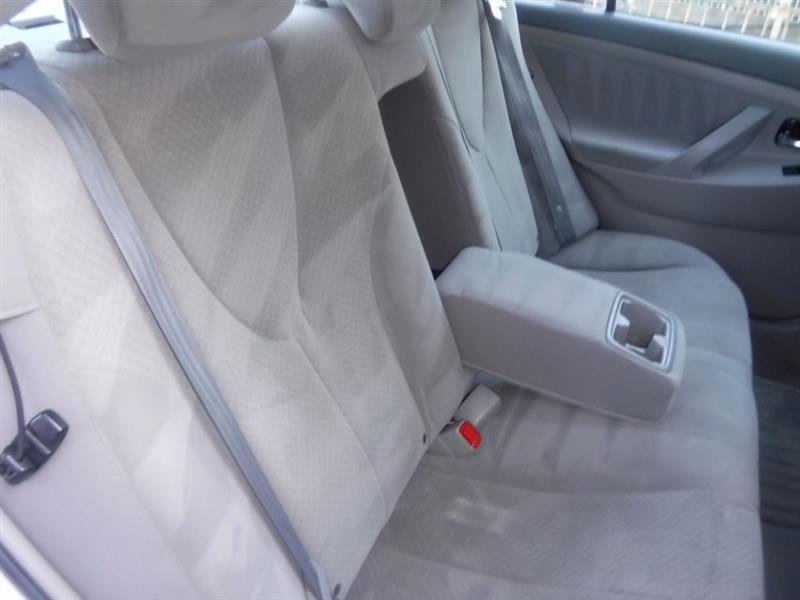 Used 2008 Toyota Camry LE FWD image 32