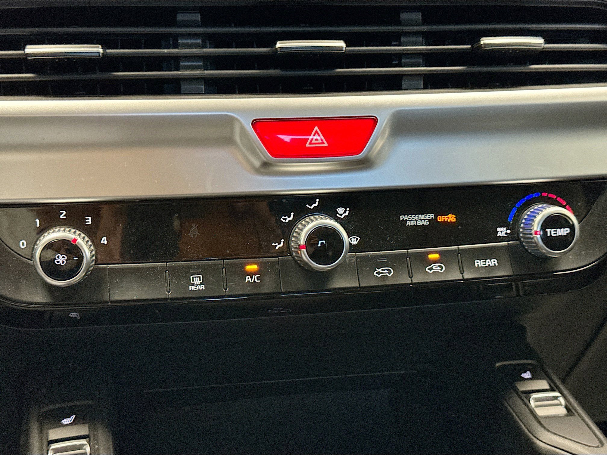 Used 2020 Kia Telluride S image 10