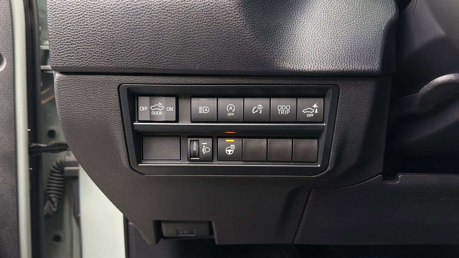 Used 2024 Toyota Tundra SR5 w/ SR5 Premium Package image 22