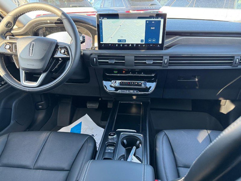 New 2025 Lincoln Corsair Reserve w/ Jet Appearance Package image 13