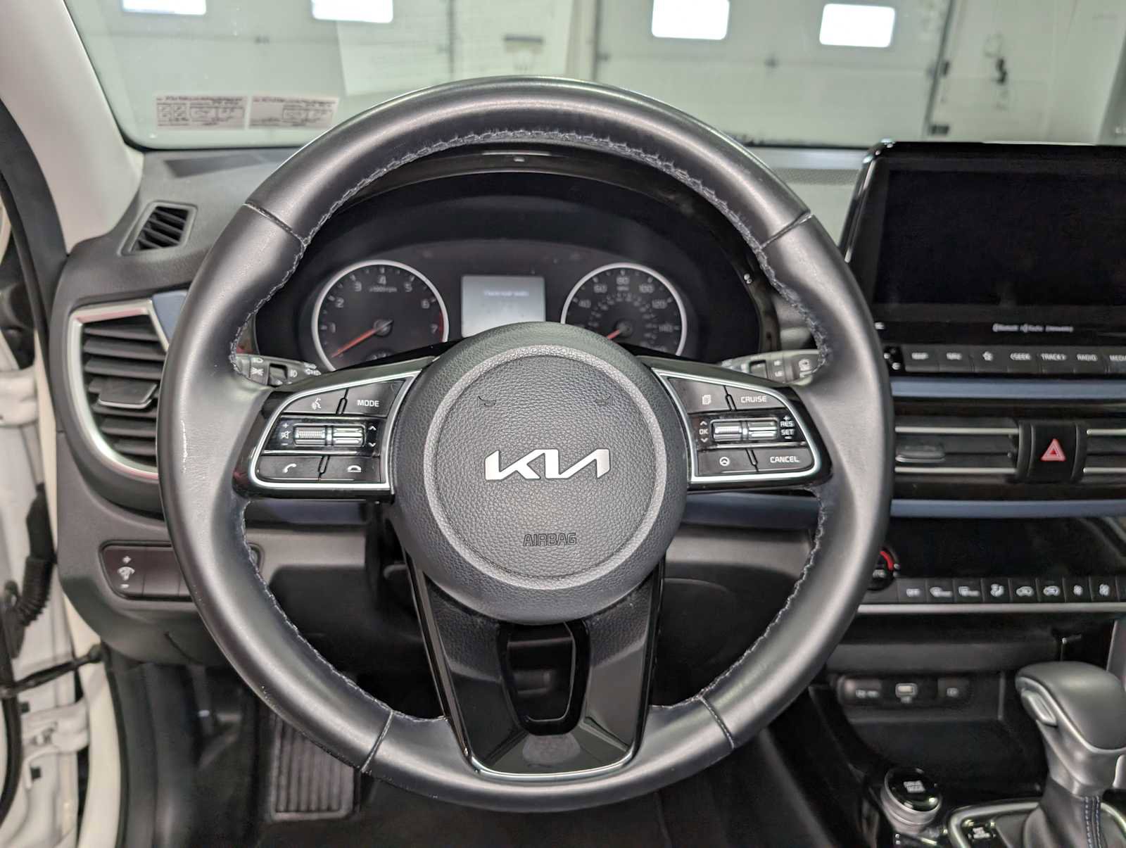 Certified 2022 Kia Seltos Nightfall Edition AWD/4WD image 35