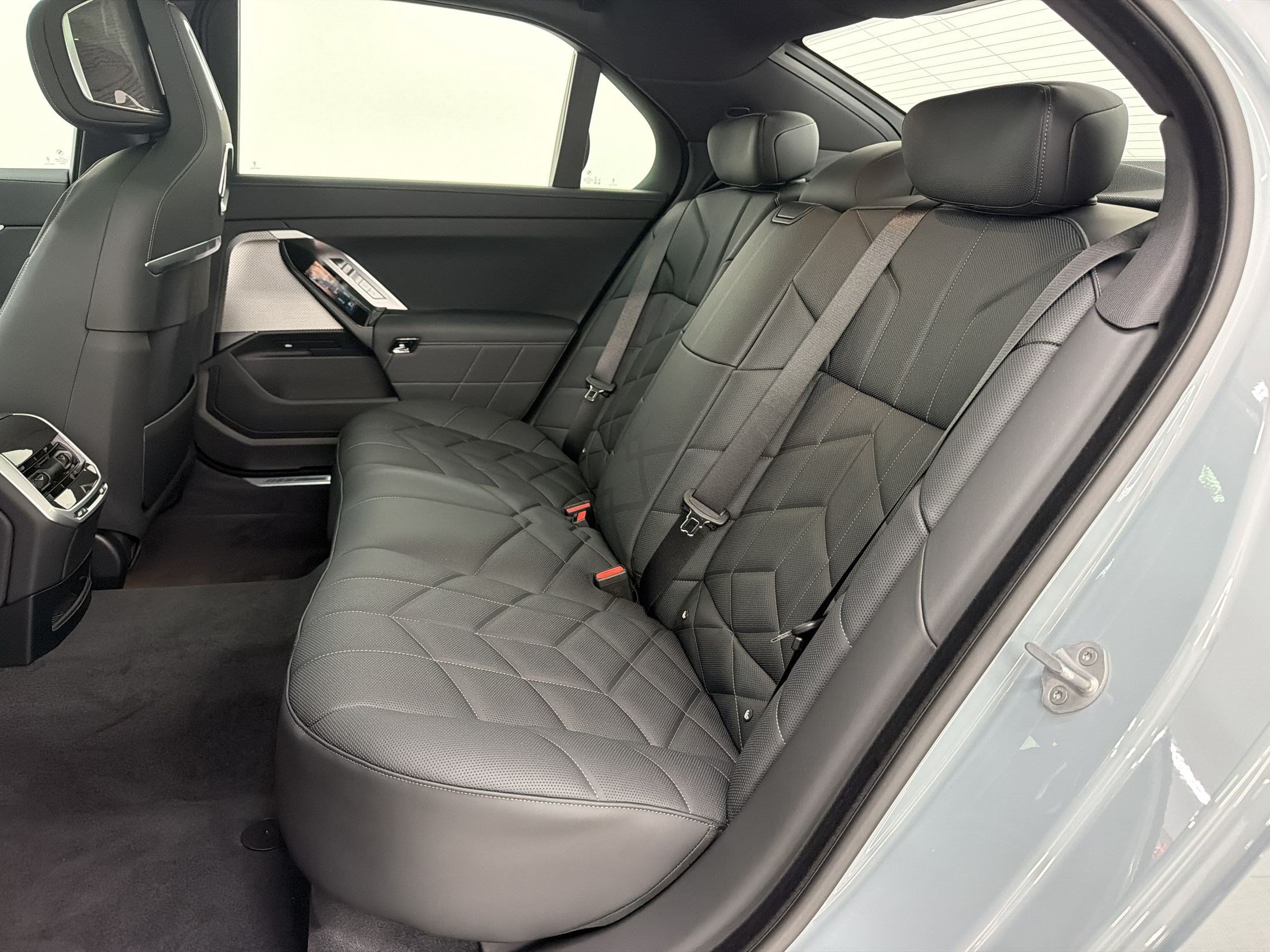New 2026 BMW 740i xDrive AWD/4WD image 19