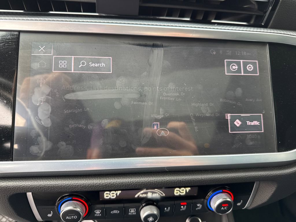 Used 2019 Audi Q3 2.0T Prestige AWD/4WD image 19