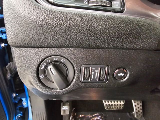 Used 2023 Dodge Challenger R/T w/ Performance Handling Group image 14