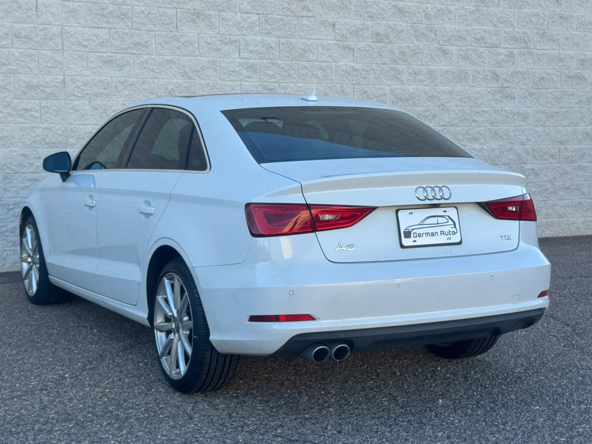 Used 2015 Audi A3 TDI Premium Plus image 8