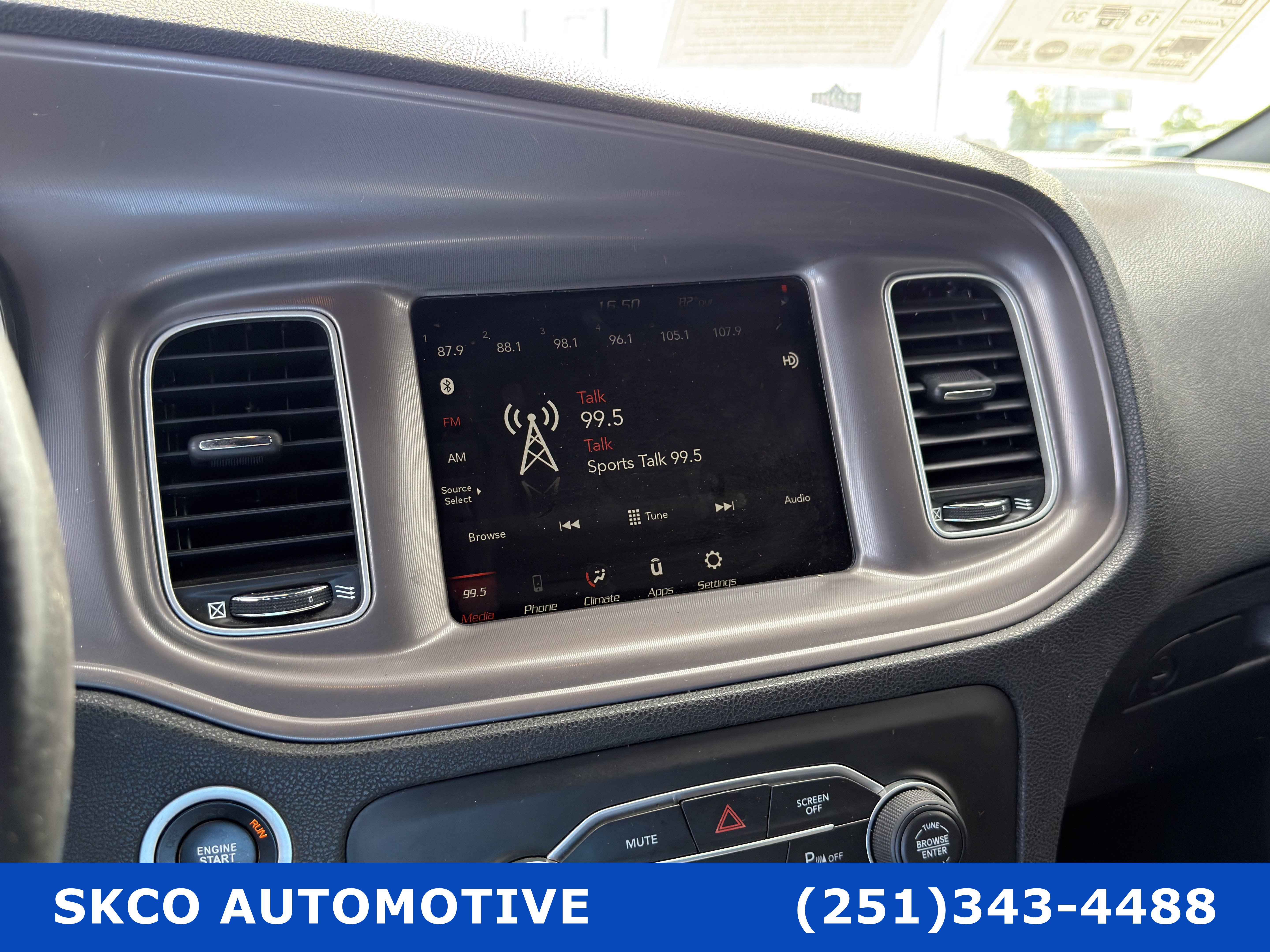 Used 2023 Dodge Charger SXT RWD image 16