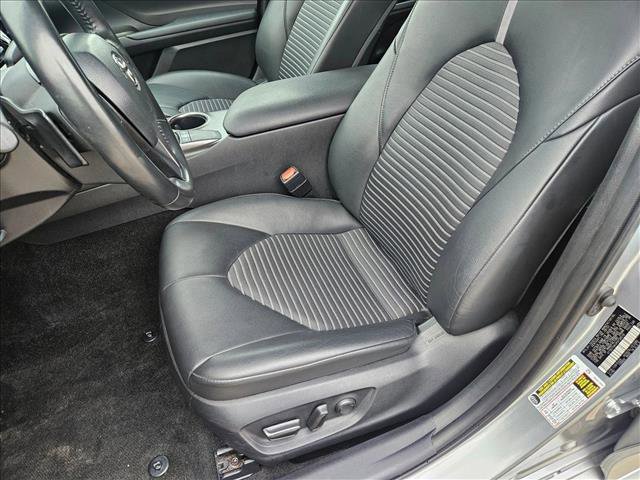 Used 2023 Toyota Camry SE image 15