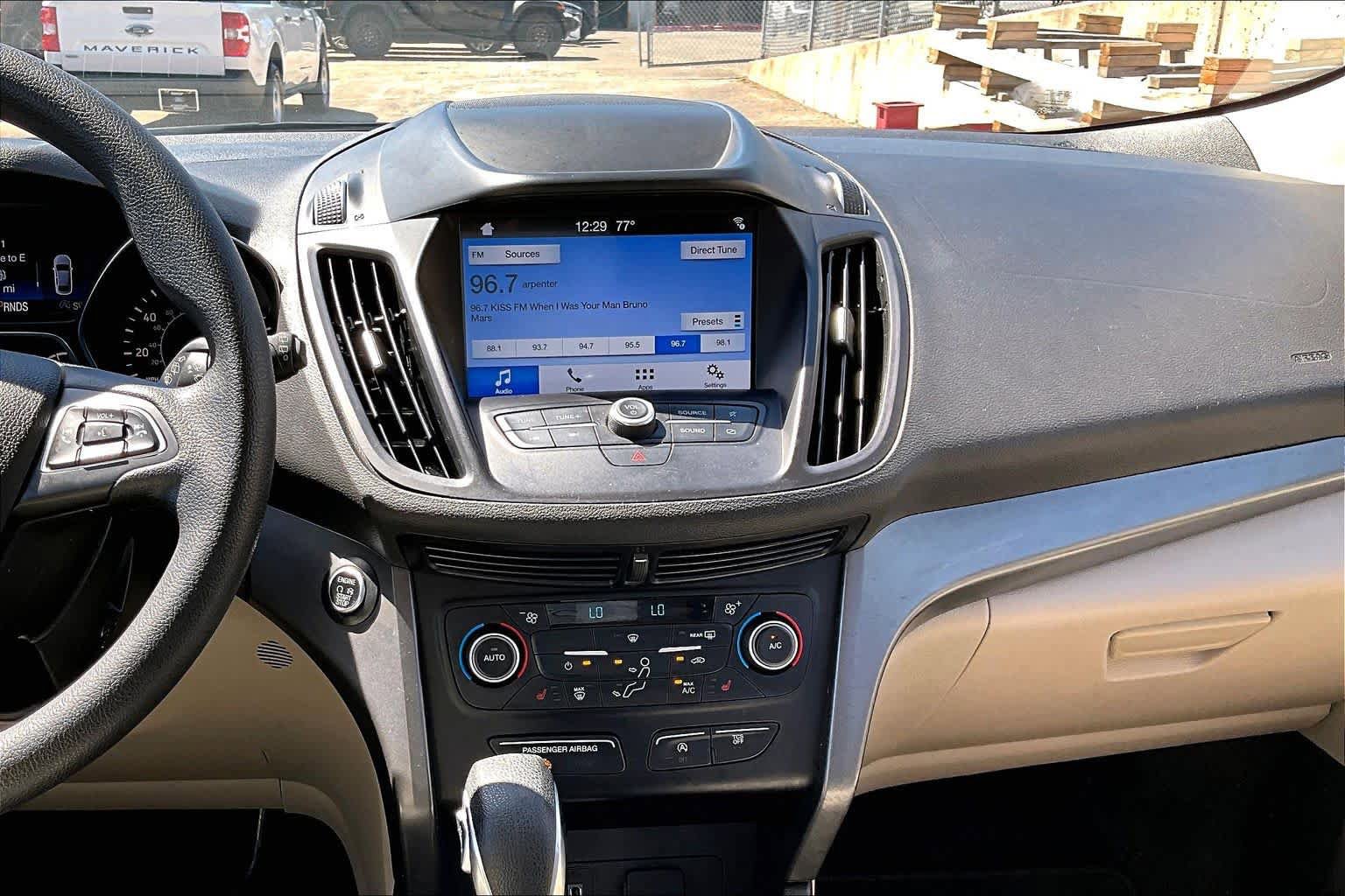 Certified 2019 Ford Escape SE image 7