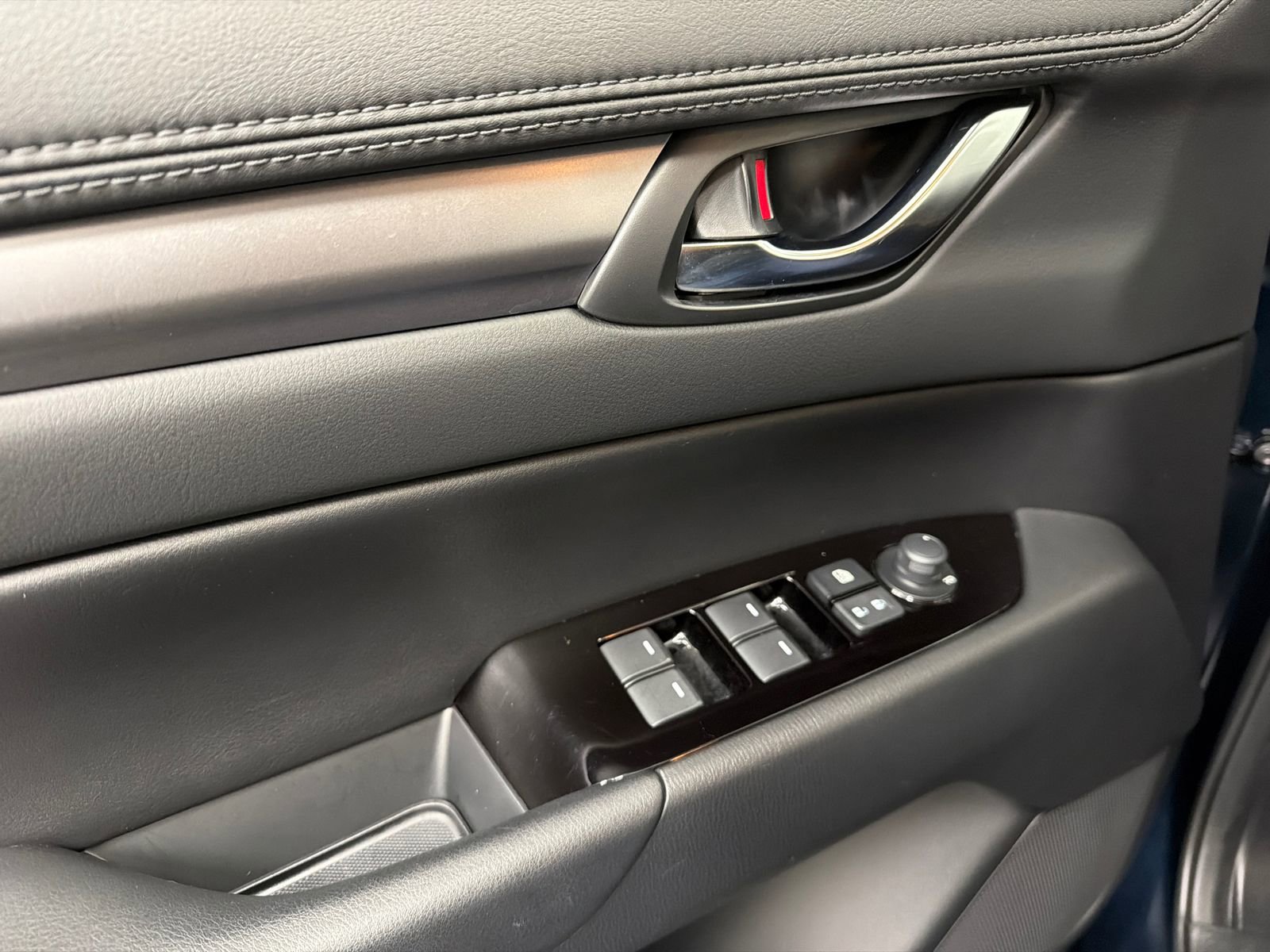 Used 2023 MAZDA CX-5 AWD 2.5 S w/ Select Package image 31