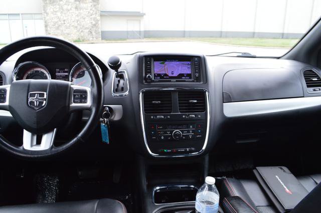 Used 2018 Dodge Grand Caravan GT FWD image 15