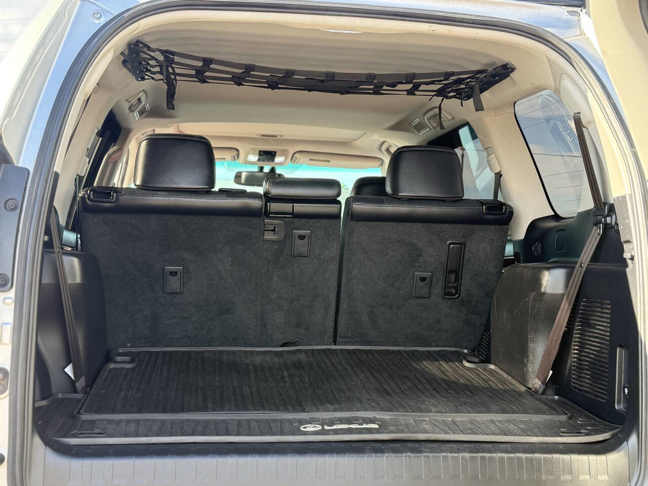 Used 2017 Lexus GX 460 Premium w/ Premium Package image 15