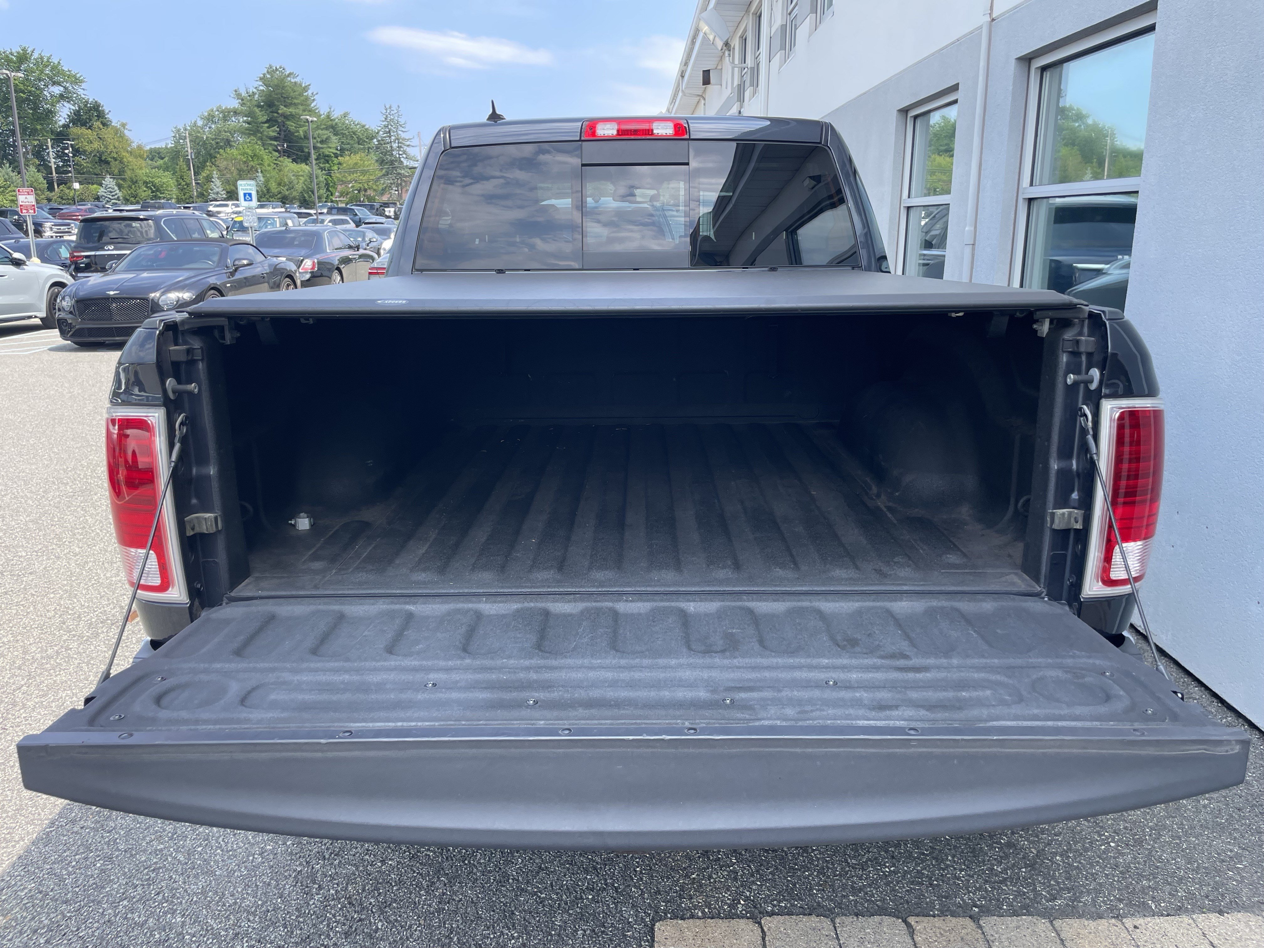 Used 2017 RAM 1500 Laramie w/ Convenience Group AWD/4WD image 36