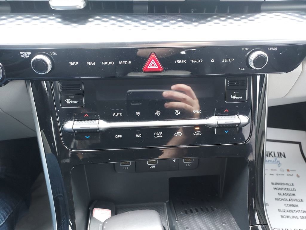 Used 2024 Kia Carnival SX Prestige image 25