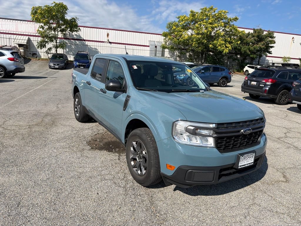Used 2022 Ford Maverick XLT FWD image 1