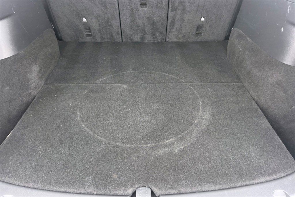 Used 2022 Tesla Model Y Long Range image 17