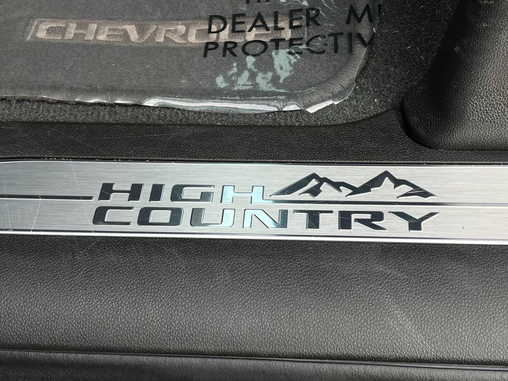 Used 2023 Chevrolet Silverado 2500 High Country w/ Z71 Off-Road Package AWD/4WD image 82
