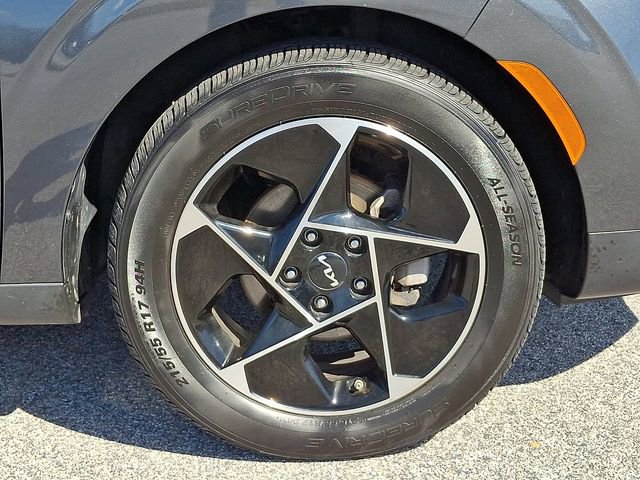 Used 2024 Kia Soul EX image 12
