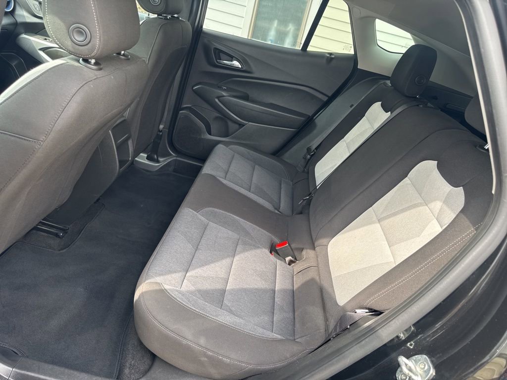 Used 2024 Chevrolet Trax LS image 27