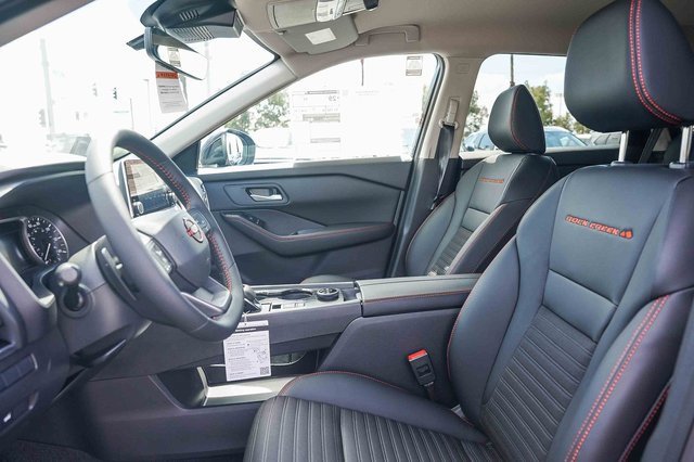 New 2026 Nissan Rogue SV AWD/4WD image 18