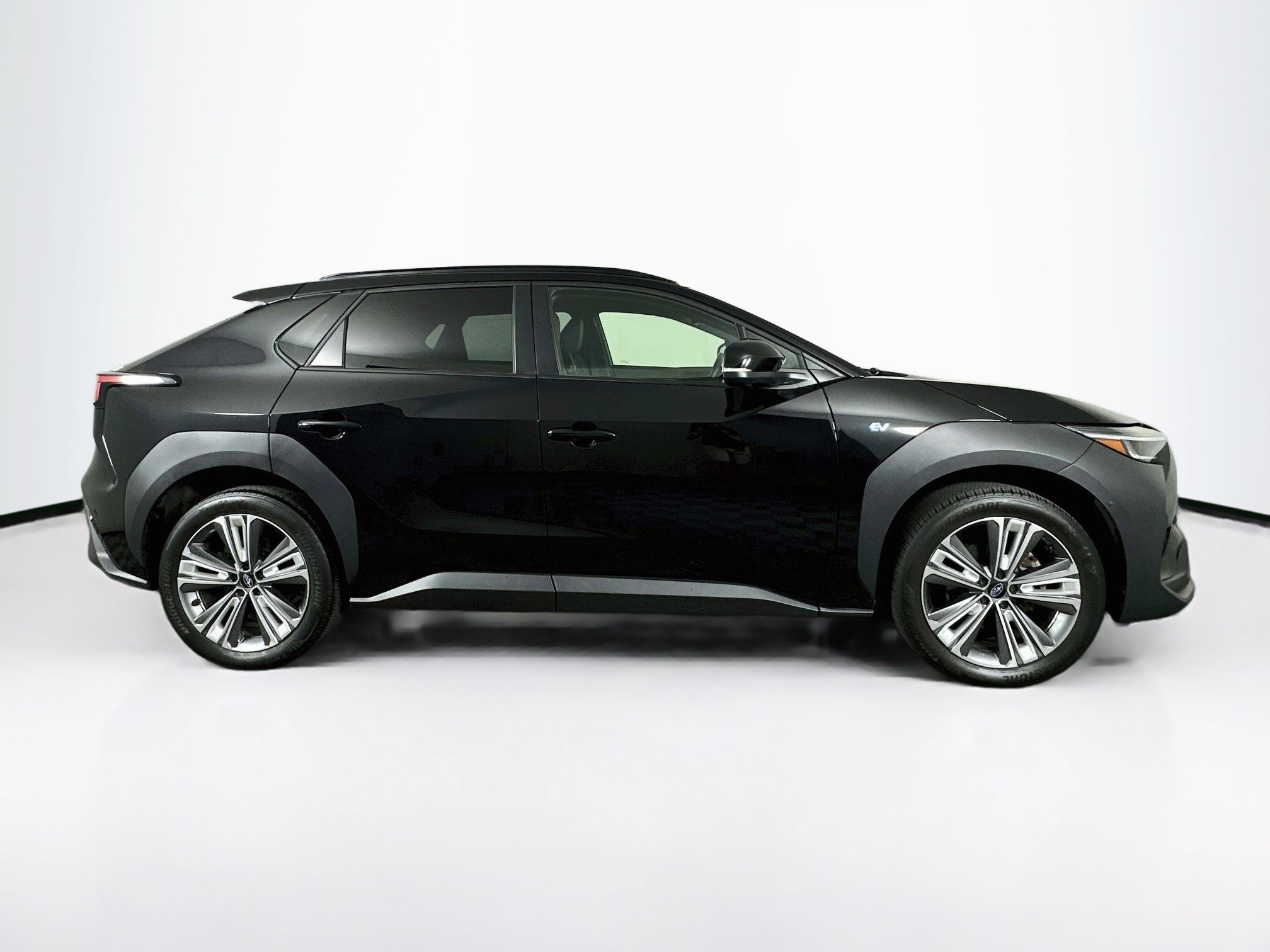 Used 2023 Subaru Solterra AWD image 10