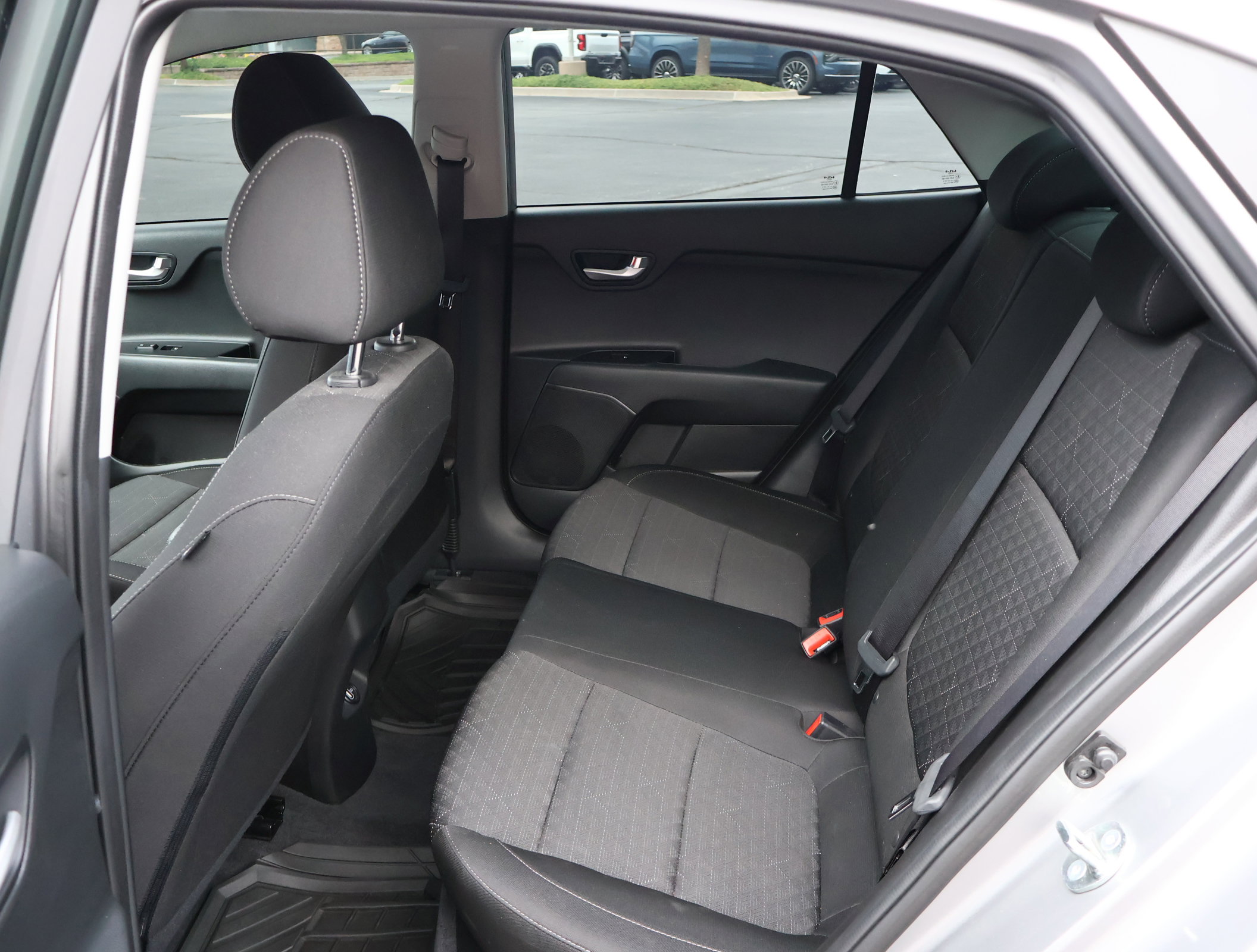 Used 2023 Kia Rio S FWD image 17