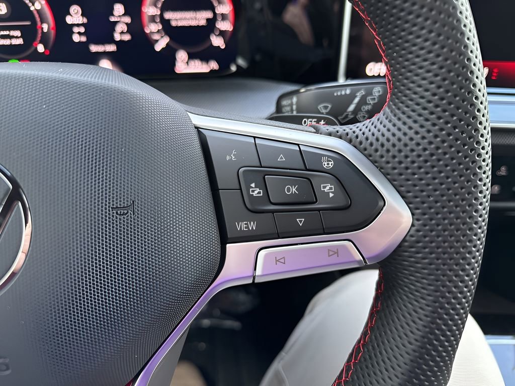 New 2026 Volkswagen GTI SE image 18