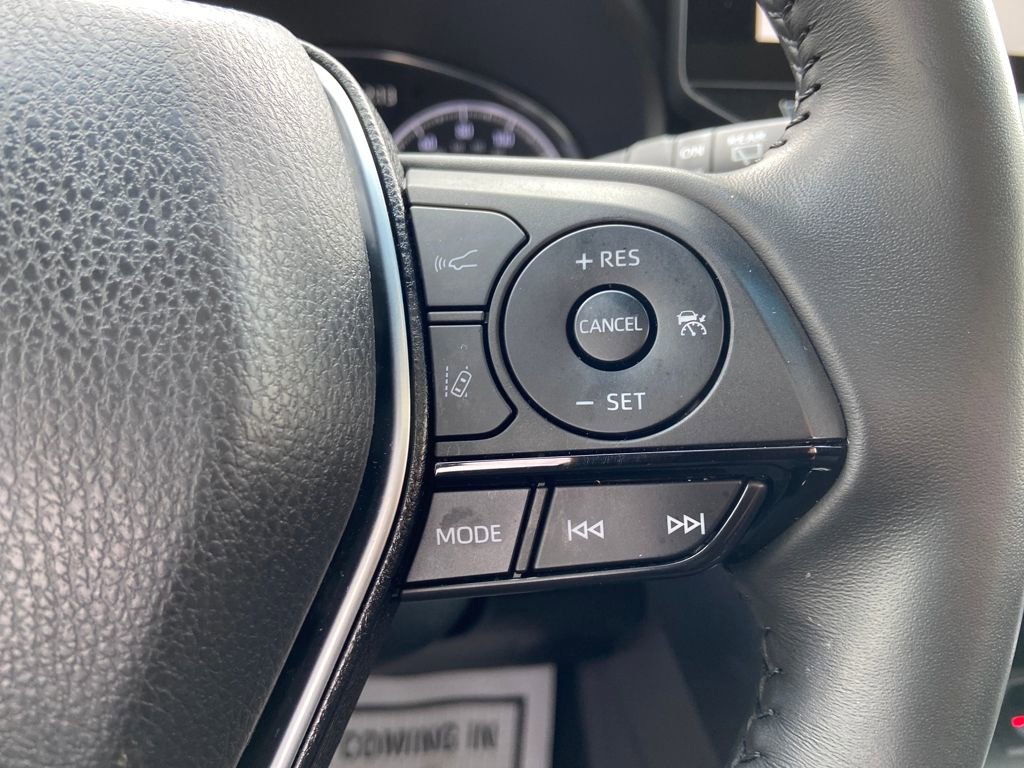 Used 2023 Toyota Venza Nightshade image 23