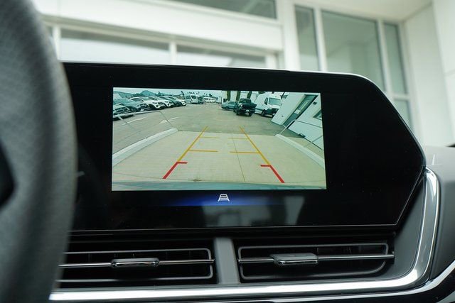 New 2026 Chevrolet Trax RS w/ Sunroof Package image 22