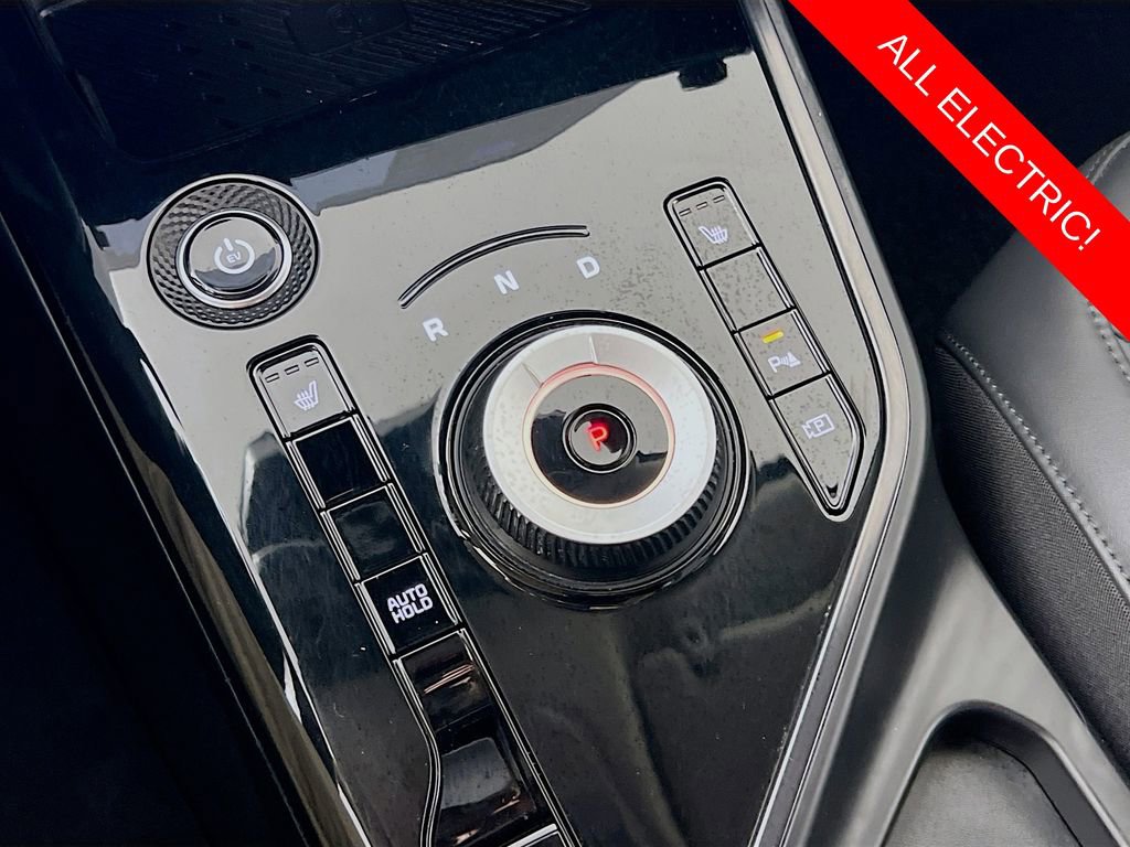 Certified 2023 Kia Niro Wind FWD image 18