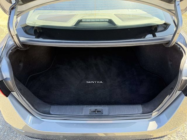 Used 2024 Nissan Sentra SV FWD image 14