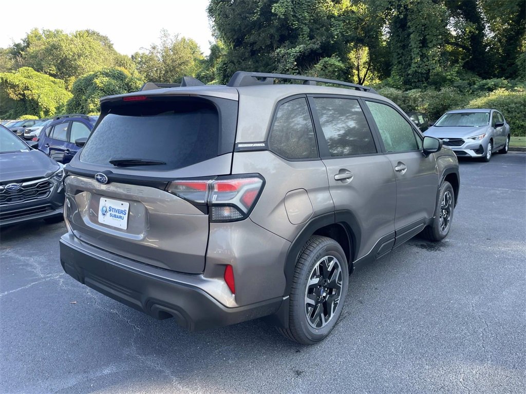 New 2025 Subaru Forester Premium image 3