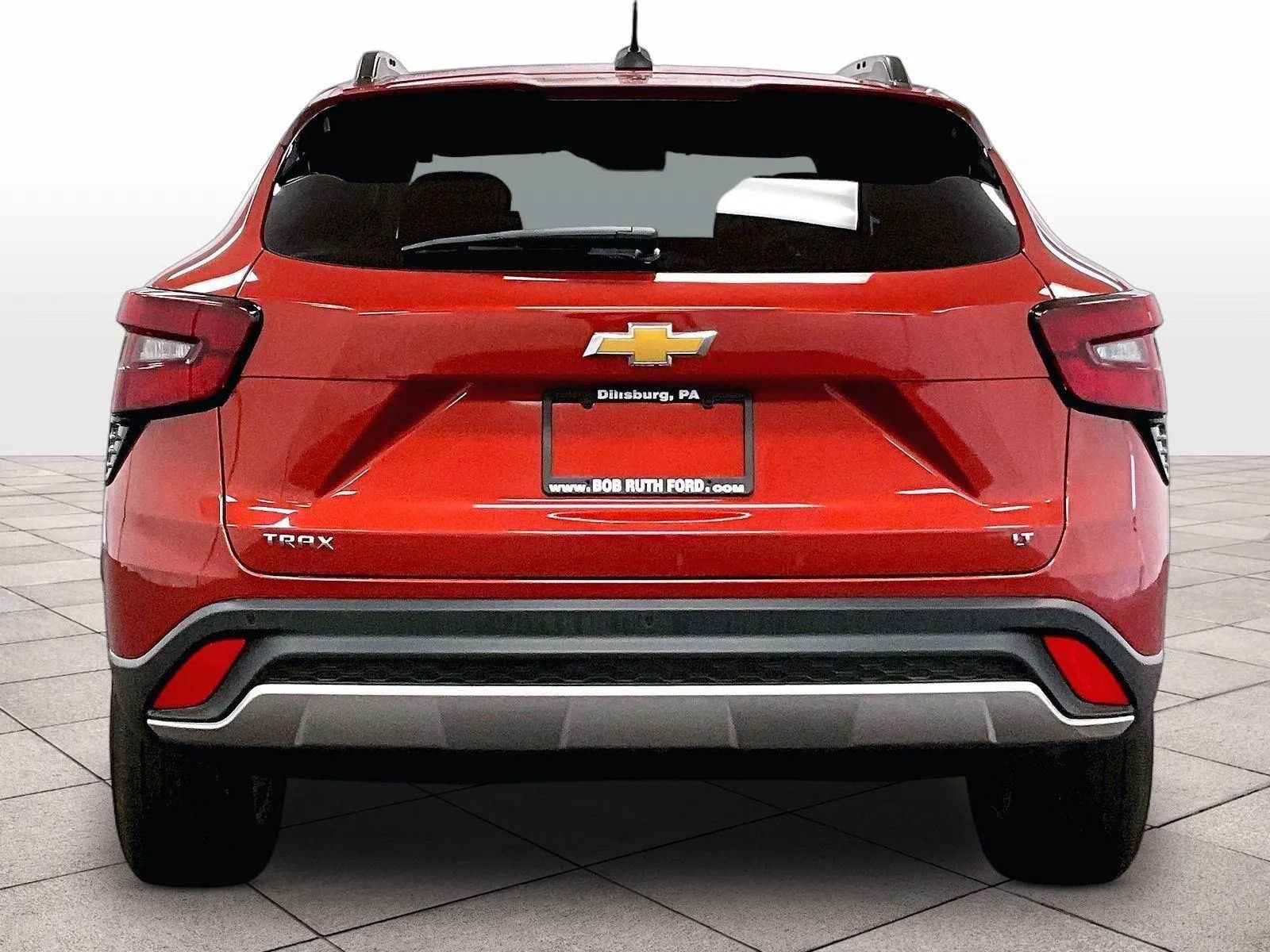 Used 2024 Chevrolet Trax LT w/ Driver Confidence Package image 4