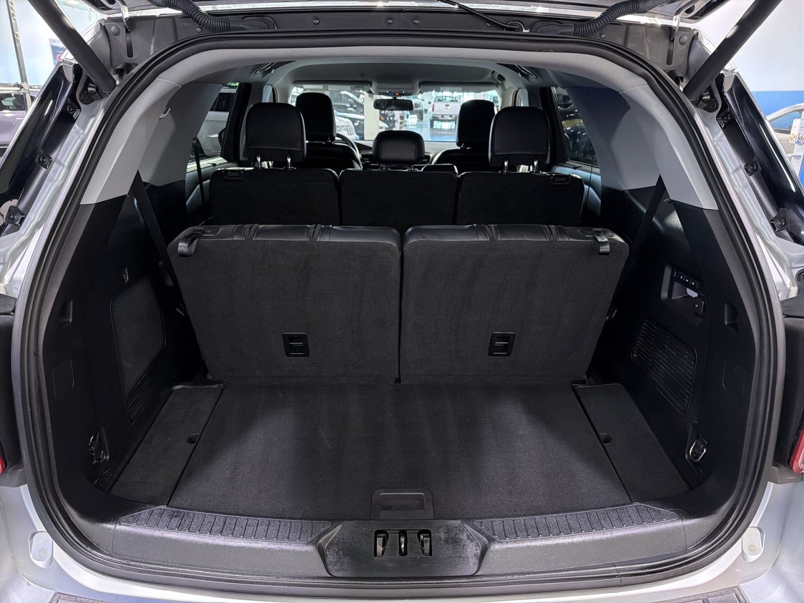 Used 2020 Ford Explorer Limited AWD/4WD image 29