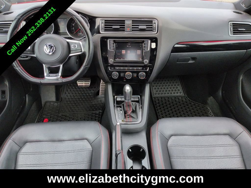 Used 2018 Volkswagen Jetta GLI FWD image 14
