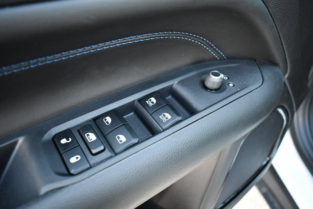Certified 2026 Jeep Compass Latitude AWD/4WD image 16
