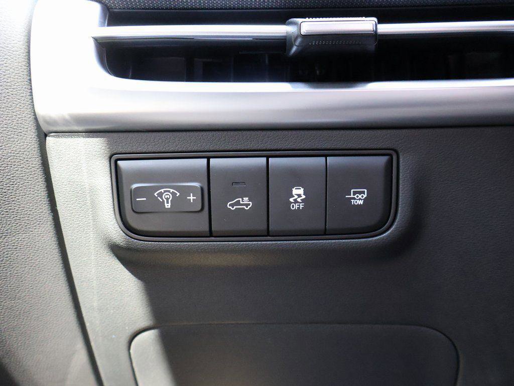 New 2026 Hyundai Santa Cruz Limited AWD/4WD image 32