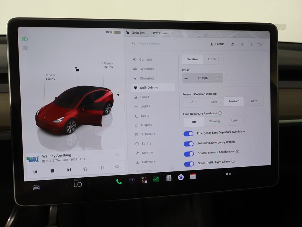 Used 2023 Tesla Model Y Long Range AWD/4WD image 41