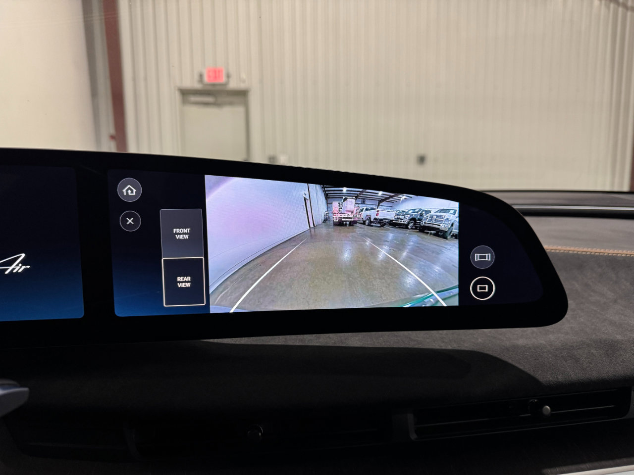 Used 2023 Lucid Air Grand Touring image 32