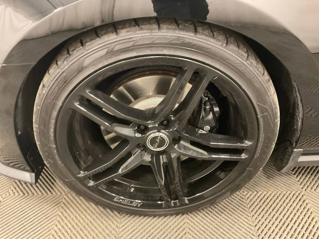 Used 2011 Ford Mustang Shelby GT500 w/ SVT Performance Pkg image 10