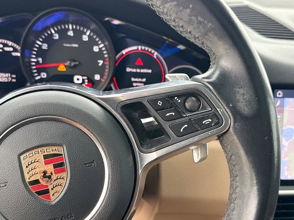Used 2019 Porsche Cayenne AWD/4WD image 26