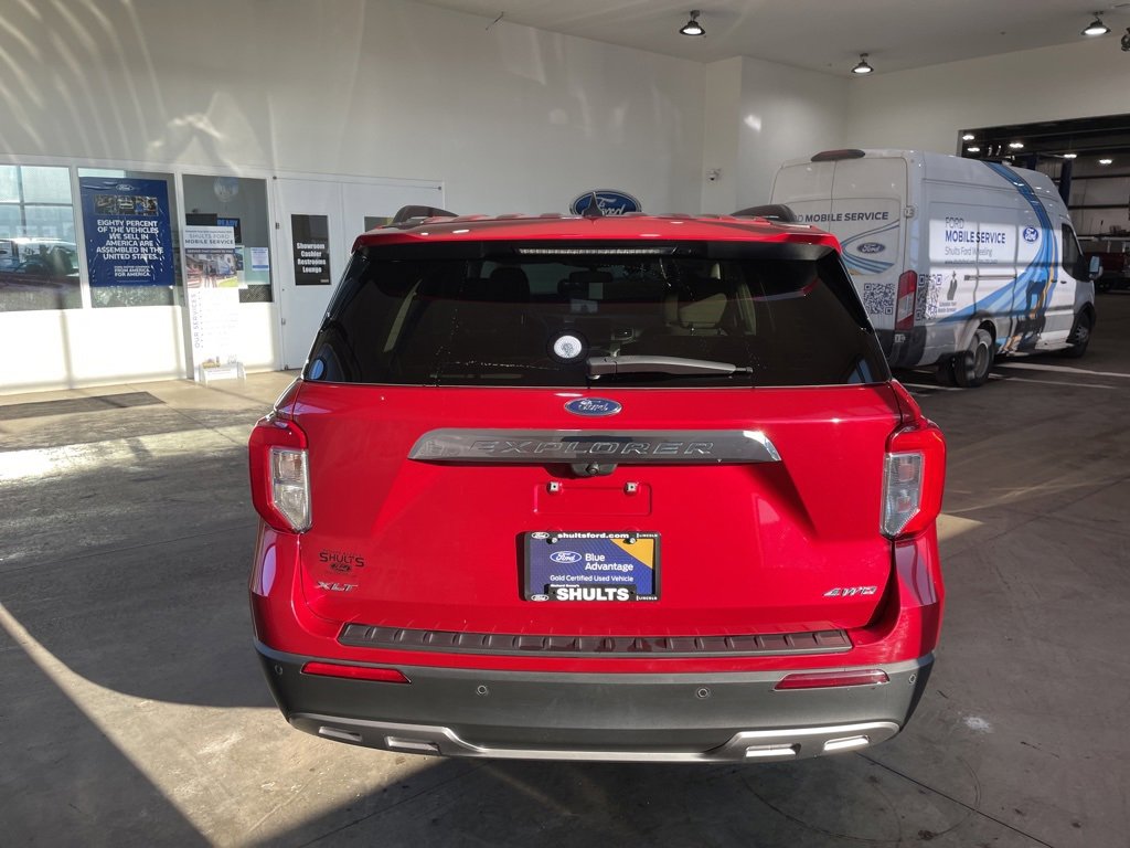 Certified 2022 Ford Explorer XLT w/ Equipment Group 202A image 6