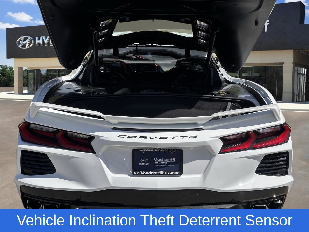 Used 2020 Chevrolet Corvette Stingray Premium Cpe w/ 3LT Preferred Equipment Group image 12