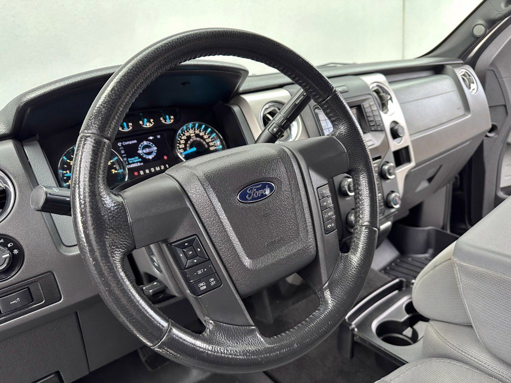Used 2013 Ford F150 XLT w/ Luxury Equipment Group image 21