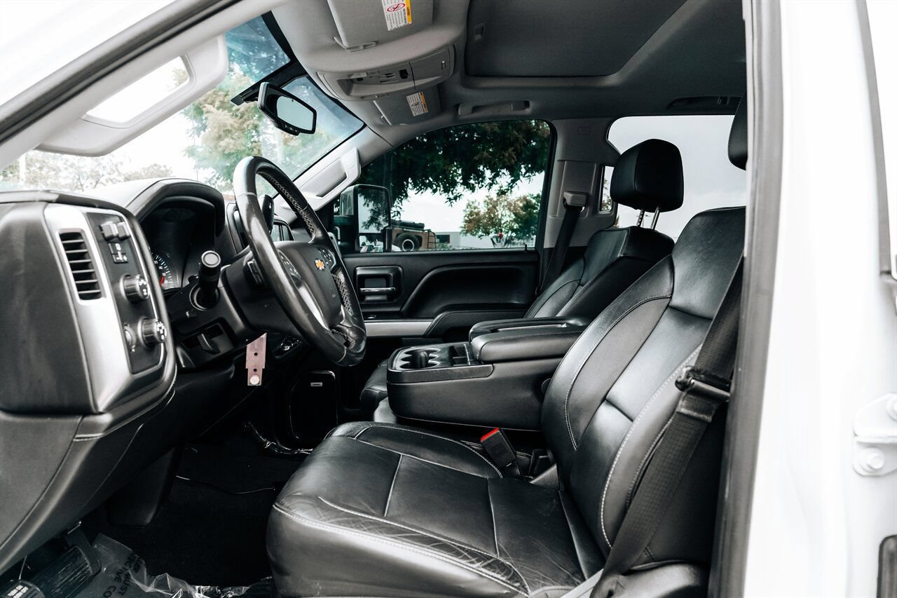 Used 2018 Chevrolet Silverado 2500 LTZ w/ Custom Sport Edition AWD/4WD image 20