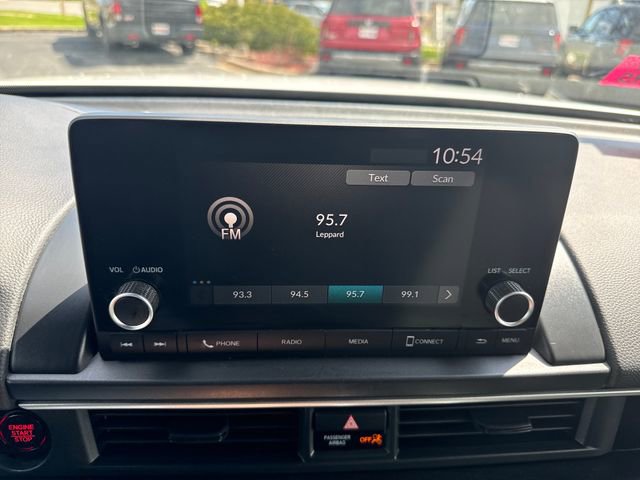 Used 2023 Honda Pilot Sport image 36