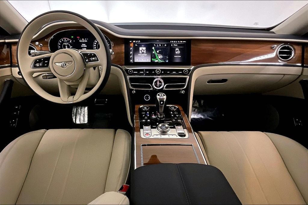 New 2026 Bentley Flying Spur Plug-In Hybrid image 21